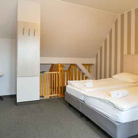 Hotel Amalia Kudowa-Zdrój Esterno foto