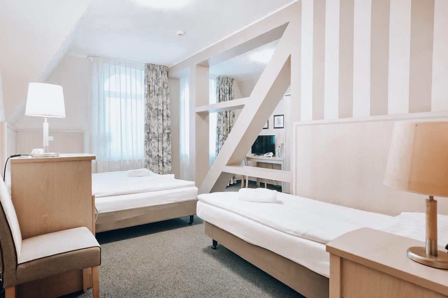 Hotel Amalia Kudowa-Zdrój Esterno foto